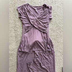 Kindred Bravely Nursing Shirt and Pant set. Twist-Front in Dusty Mauve